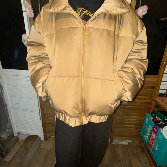Abercrombie & Fitch Puffer Coat - Picture 3 of 7